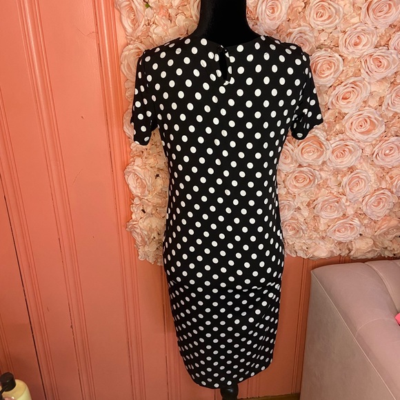 VIOLET B DRESS - Picture 4 of 5